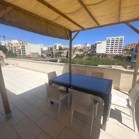 Saint Julian'sBeautiful Penthouse St Julian'Sアパートメント エクステリア 写真